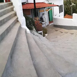 Casa Con Cuevita Teror